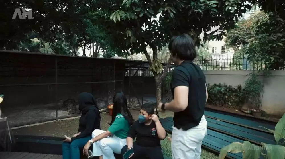 KD dan Kellen ke rumah Aurel © YouTube