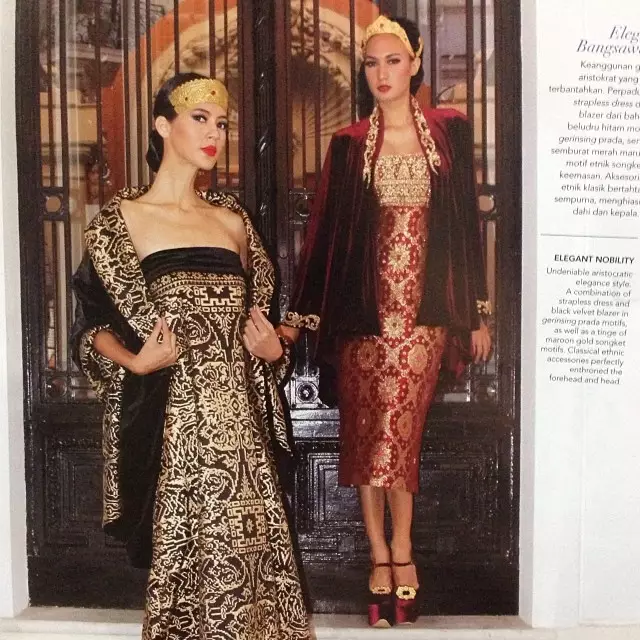 Model catwalk pakai baju adat Bali © 2021 brilio.net Model catwalk pakai baju adat Bali © 2021 brilio.net