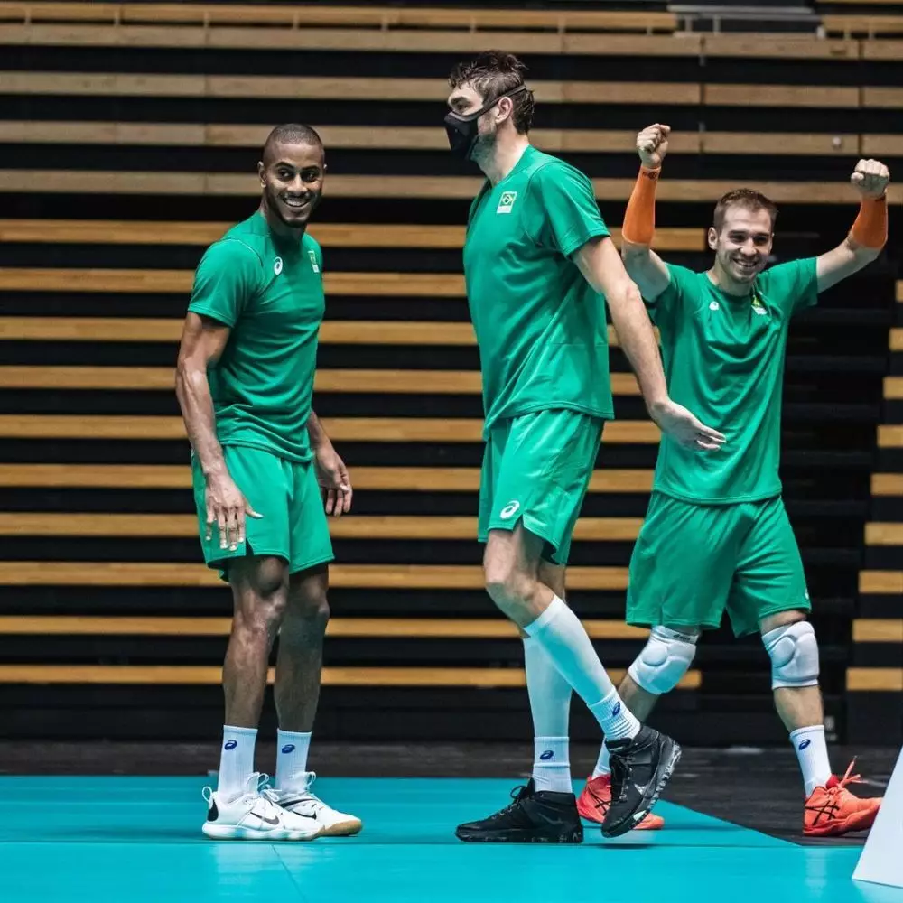 Alasan atlet Brasil mengenakan masker © Instagram