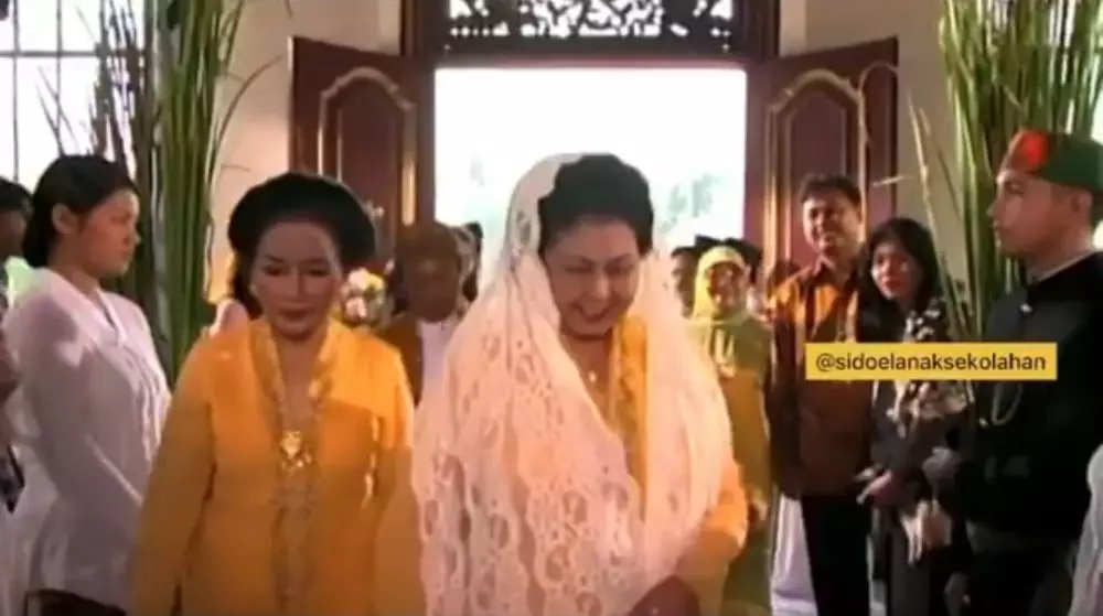 Pernikahan Si Doel dan Sarah © 2021 brilio.net