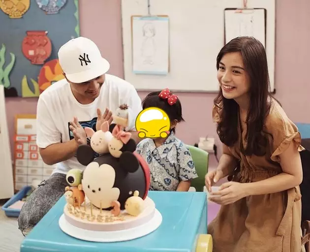 kue ultah keluarga Chelsea Olivi © 2021 brilio.net