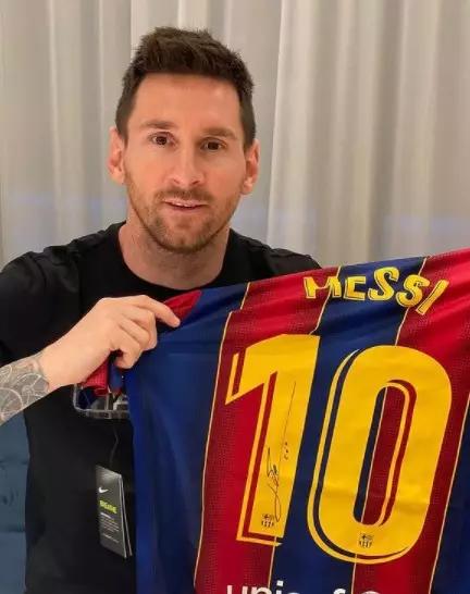 Lionel Messi tinggalkan Barcelona © Instagram/@leomessi Lionel Messi tinggalkan Barcelona © Instagram/@leomessi