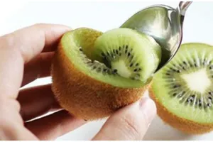 17 Lifehack mengupas buah, praktis dan mudah dicoba