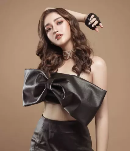 seleb tiru make up artis asing © 2021 brilio.net seleb tiru make up artis asing © 2021 brilio.net