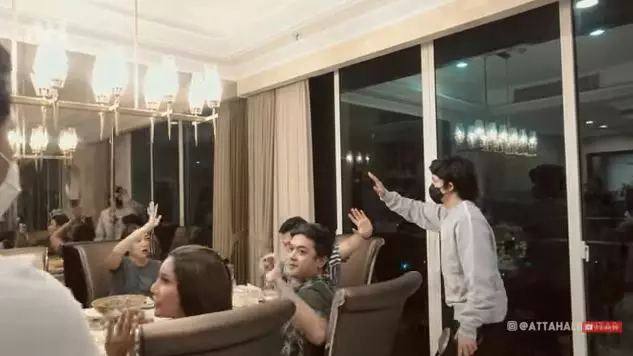 keluarga Aurel bertemu keluarga Atta © 2021 brilio.net