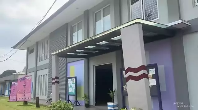 lokasi syuting sinetron Dari Jendela SMP © 2021 brilio.net lokasi syuting sinetron Dari Jendela SMP © 2021 brilio.net