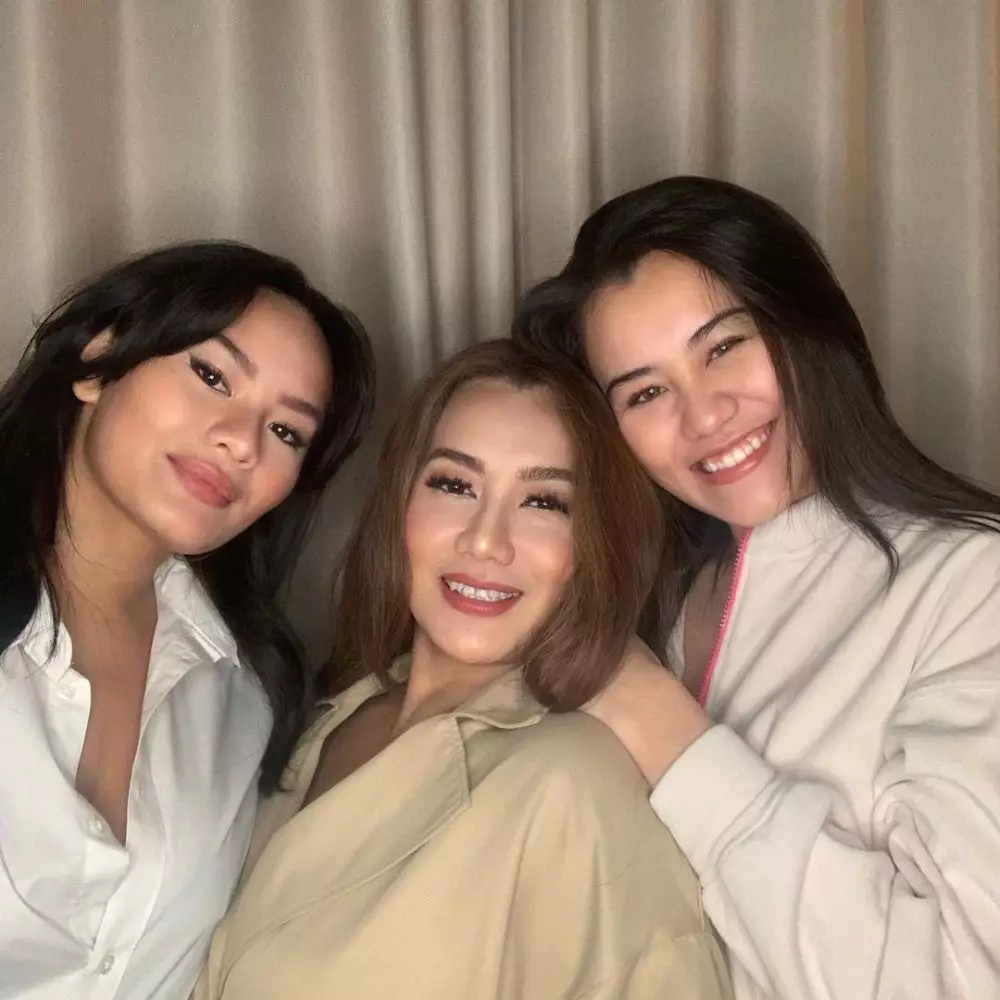 Reza Artamevia usai bebas © Instagram