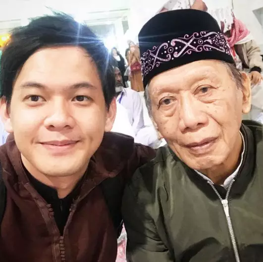 Andi Arsyil dan sang ayah © 2021 brilio.net Andi Arsyil dan sang ayah © 2021 brilio.net