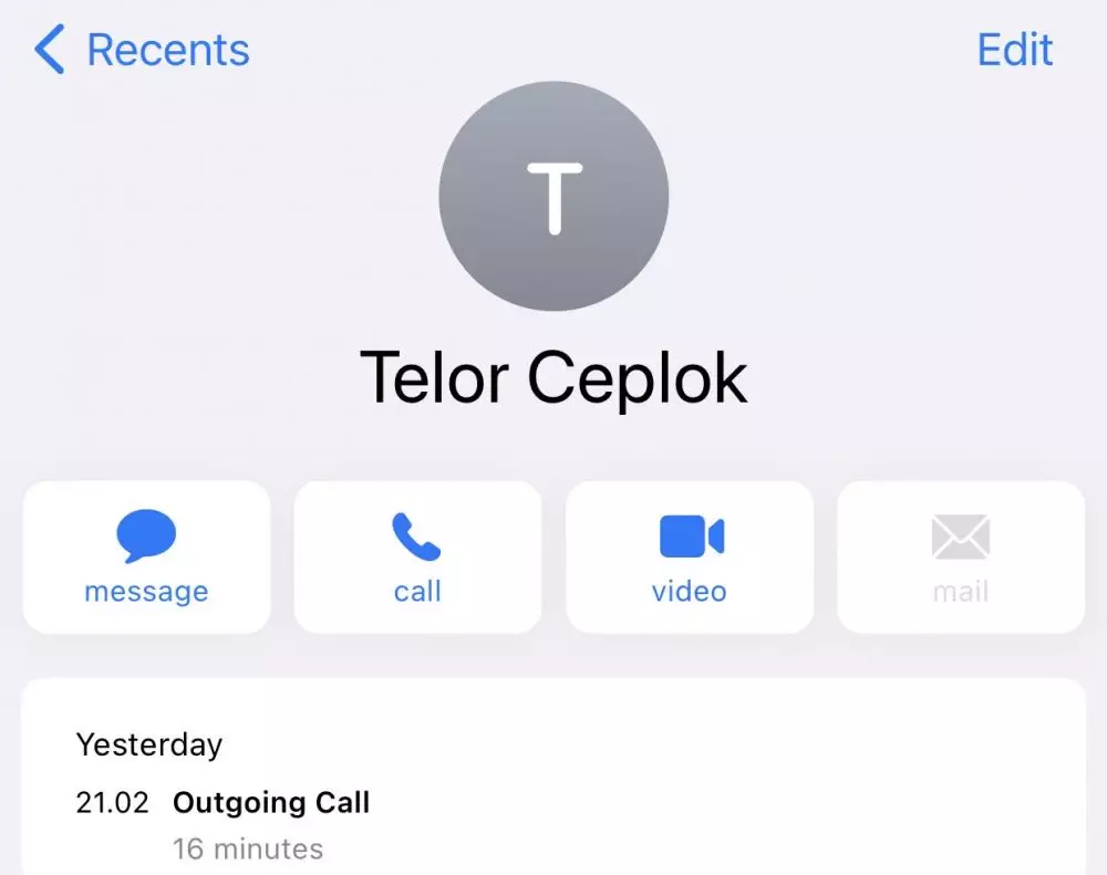 kontak pacar di HP © berbagai sumber kontak pacar di HP © berbagai sumber