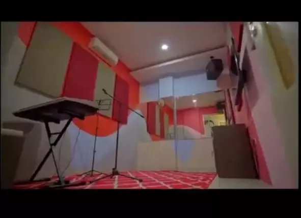 potret studio musik delon © Instagram