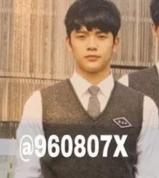 Potret transformasi Rowoon dari berbagai sumber