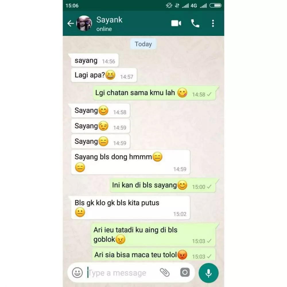 chat lucu pacar nggak nyambung © 2021 instagram.com