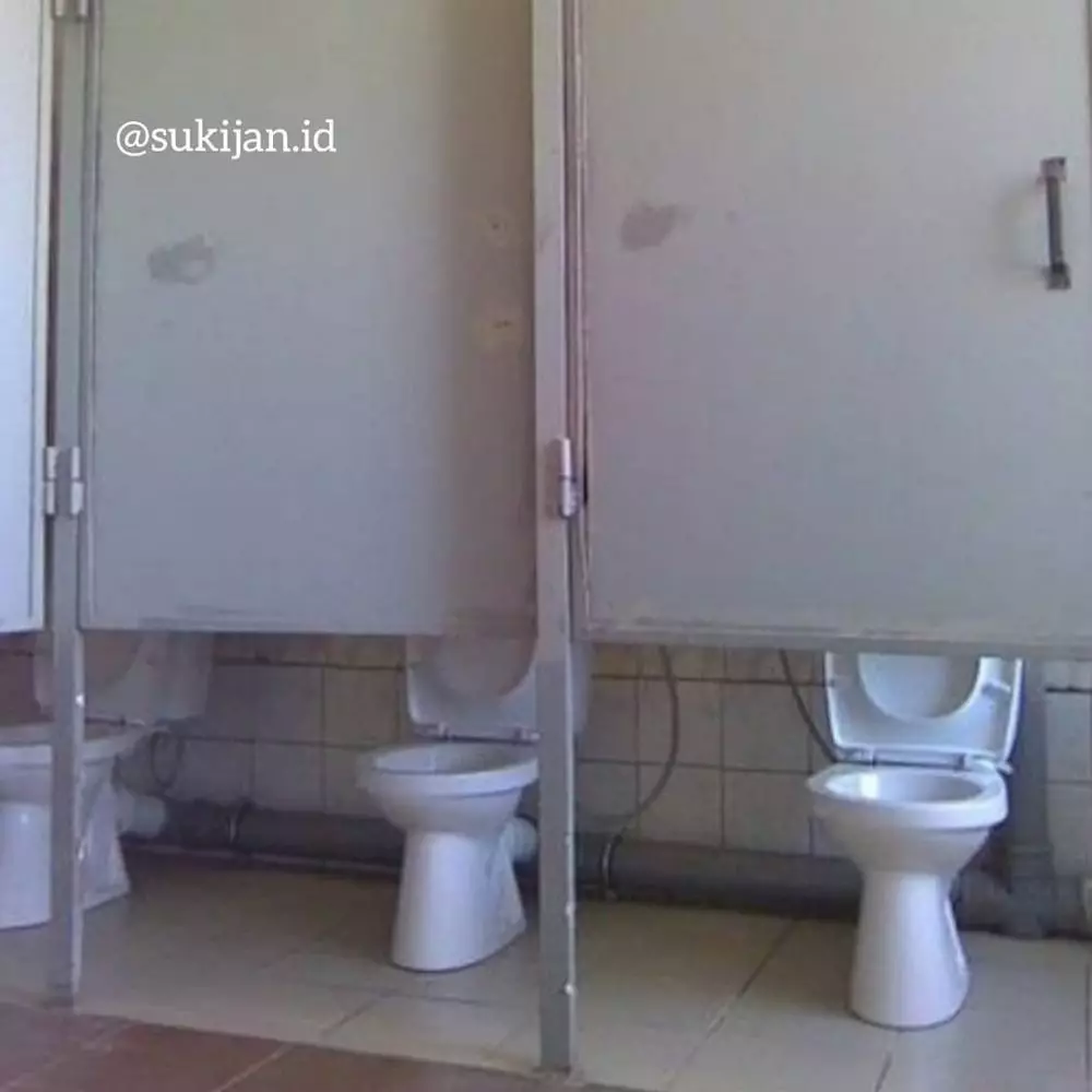 salah ukur pintu absurd © 2021 berbagai sumber