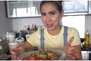 7 Tips masak makanan rumahan ala Venna Melinda, sederhana dan sehat