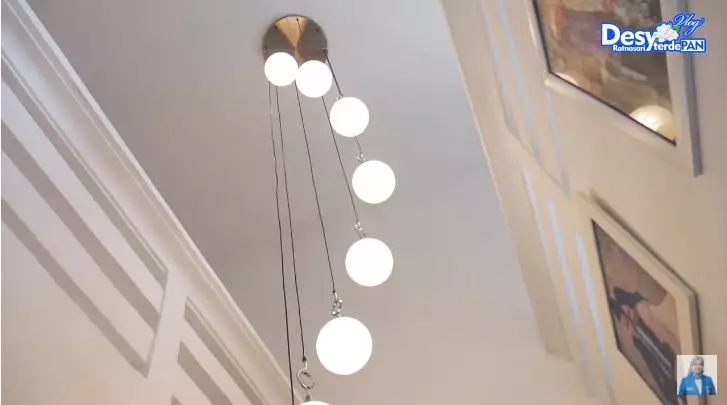 potret detail rumah masa kecil desy ratnasari © YouTube