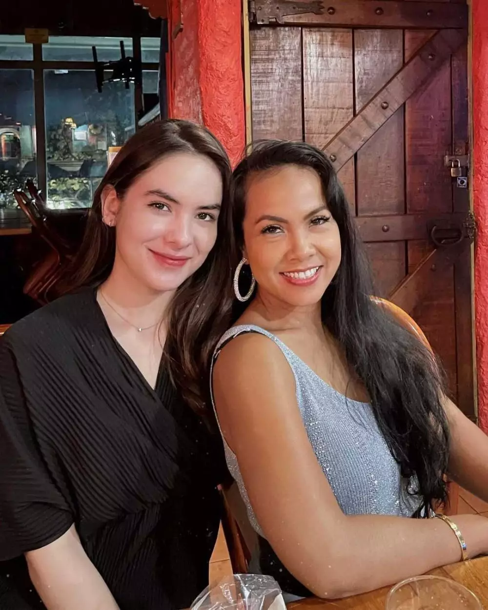 potret pesinetron cantik blasteran bareng ibu dari berbagai sumber potret pesinetron cantik blasteran bareng ibu dari berbagai sumber