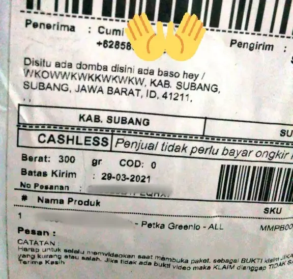 Curhat kocak di alamat paket © Twitter