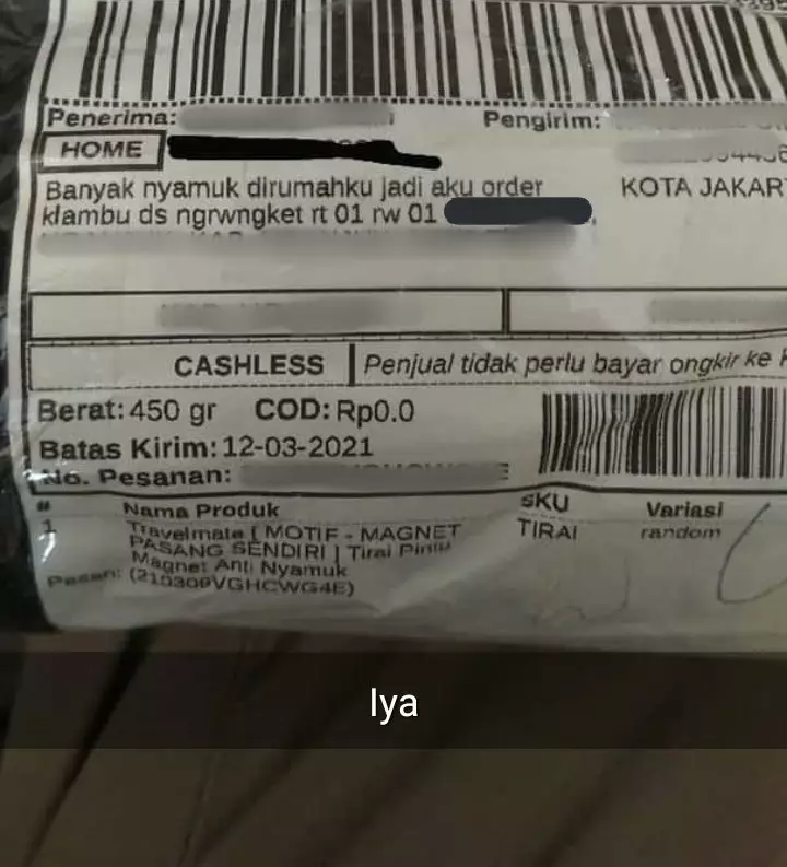 Curhat kocak di alamat paket © Twitter