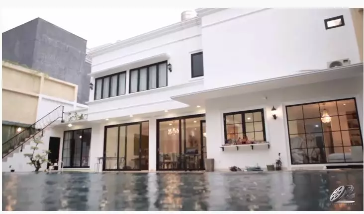 detail rumah olivia zalianty © YouTube detail rumah olivia zalianty © YouTube