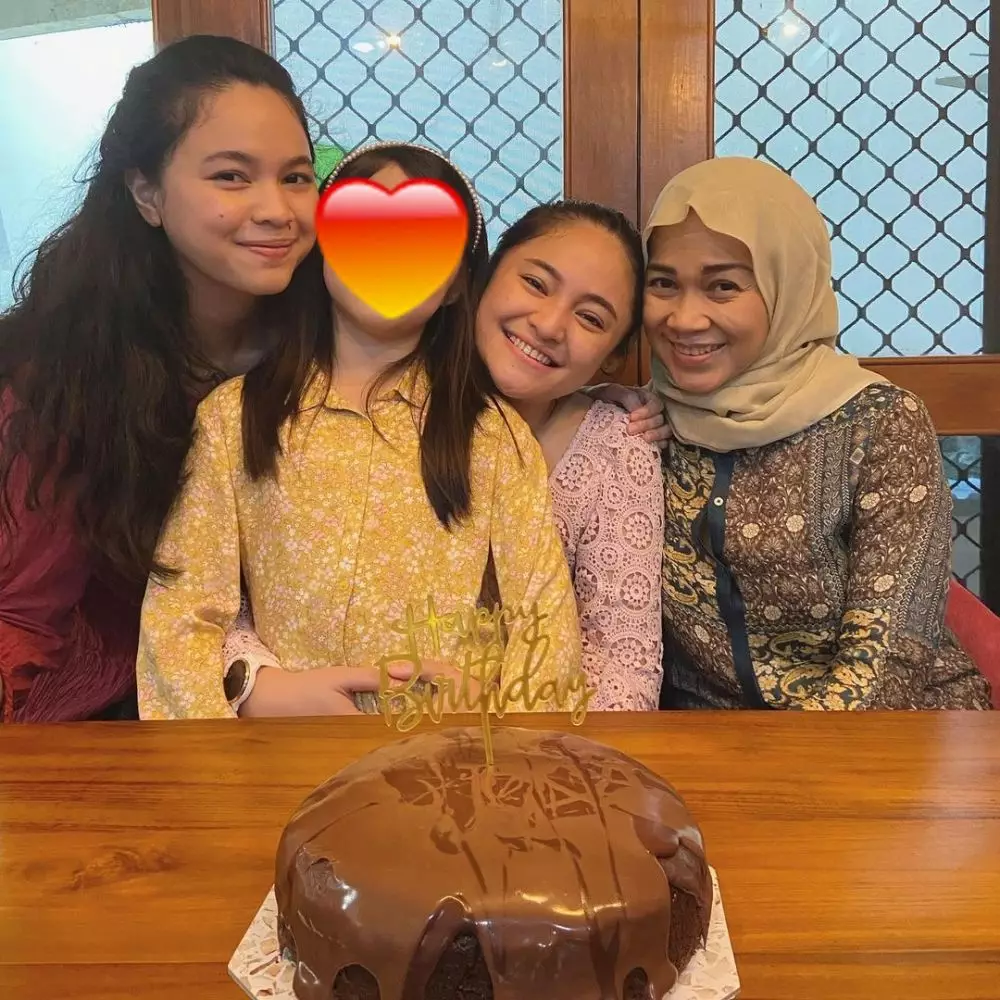 Marshanda rayakan ultah bareng keluarga dan Ben kasyafani Instagram