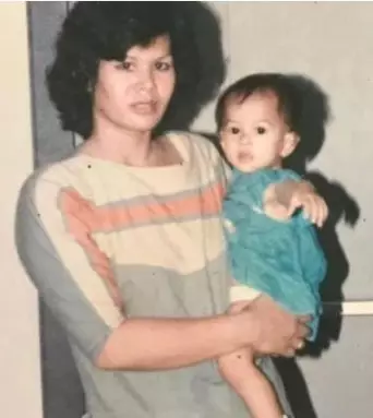 potret masa muda ibu presenter © instagram