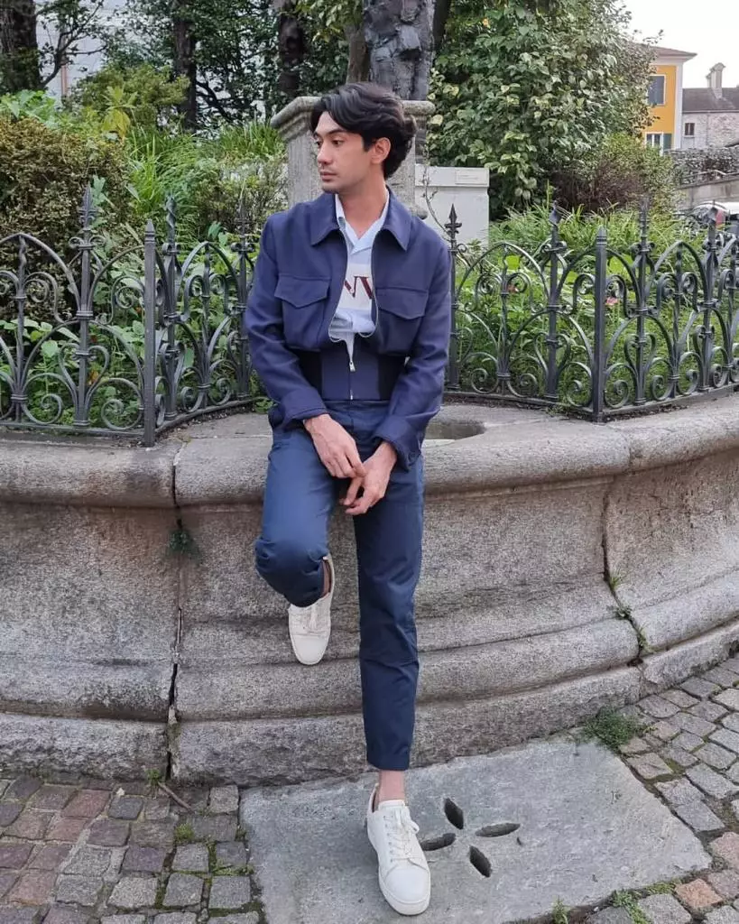 Outfit Reza Rahadian © 2021 brilio.net