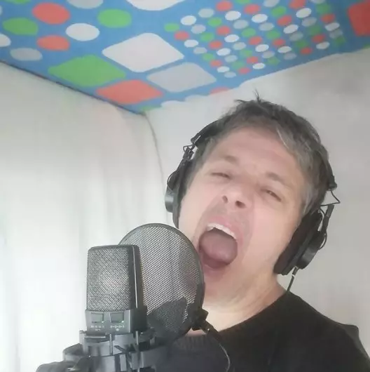 Nicolas sahabat culun Betty La Fea  Instagram/@marioduartedlt Nicolas sahabat culun Betty La Fea  Instagram/@marioduartedlt