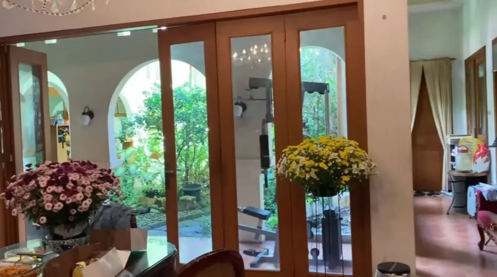 rumah orang tua Baim © YouTube rumah orang tua Baim © YouTube