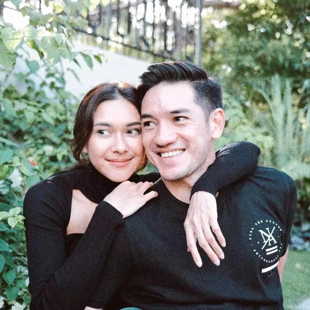 momen ratu sinetron 2000-an dan pasangan dari berbagai sumber momen ratu sinetron 2000-an dan pasangan dari berbagai sumber