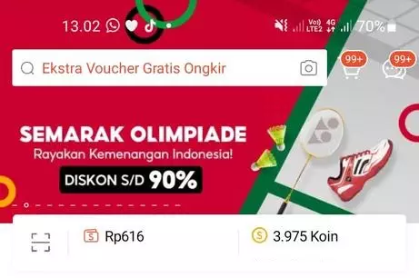 Potret lucu pamer saldo © berbagai sumber