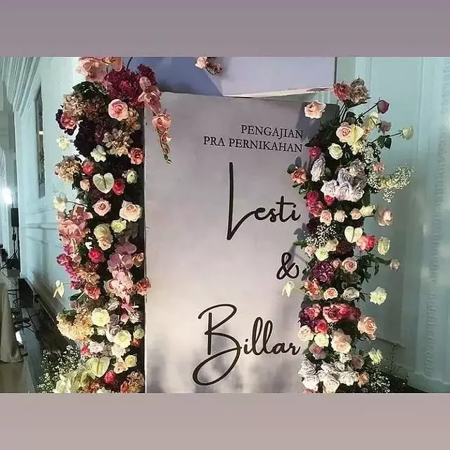 7 Penampakan dekorasi pengajian Lesty Kejora dan Rizky Billar berbagai sumber 7 Penampakan dekorasi pengajian Lesty Kejora dan Rizky Billar berbagai sumber