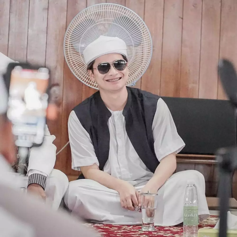 Pernikahan Alvin Faiz dan Henny Rahman Instagram © 2021 brilio.net