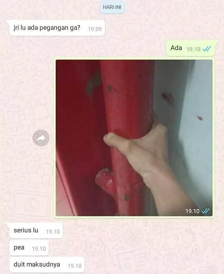 chat lucu ngerjain teman pinjam uang © 2021 1cak.com