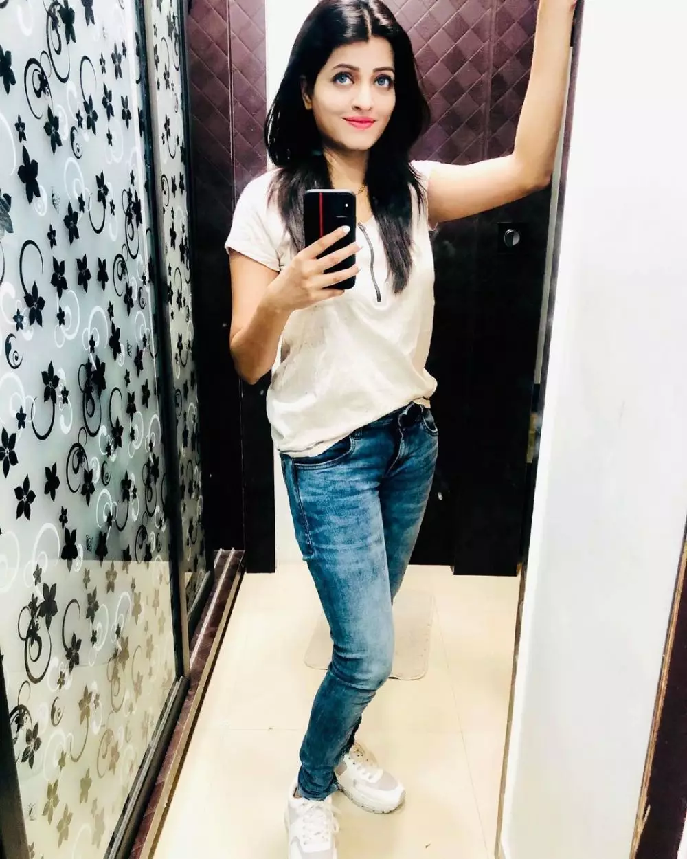 Aashita mirip Aishwarya Rai © 2021 Instagram Aashita mirip Aishwarya Rai © 2021 Instagram