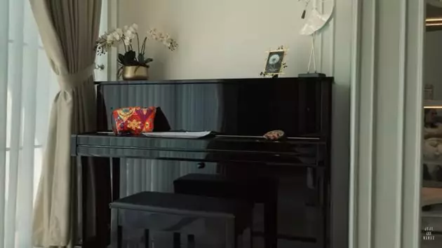 Potret isi rumah baru Syahnaz Sadiqah YouTube/Jeje & Nanas Channel Potret isi rumah baru Syahnaz Sadiqah YouTube/Jeje & Nanas Channel