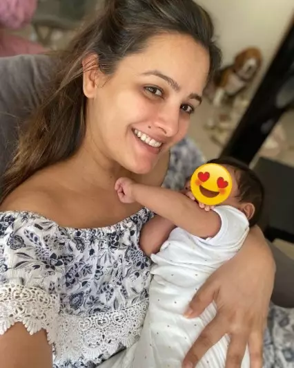 Potret terbaru mantan istri Raman Bhalla Instagram/@anitahassanandani