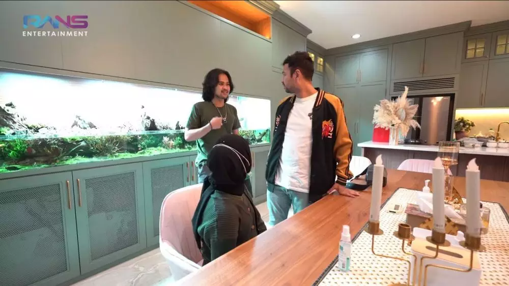 potret ruang makan presenter © berbagai sumber