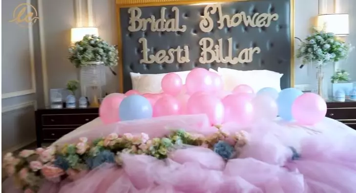 momen kejutan bridal shower lesty © berbagai sumber