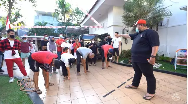 momen ruben onsu rayakan kemerdekaan di rumah © YouTube momen ruben onsu rayakan kemerdekaan di rumah © YouTube