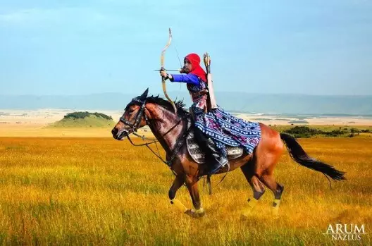 Potret Arum atlet cilik dari berbagai sumber Potret Arum atlet cilik dari berbagai sumber