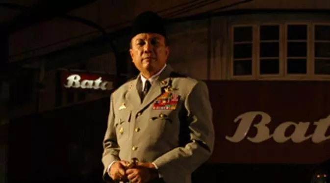 7 Aktor Indonesia perankan Soekarno dalam film berbagai sumber