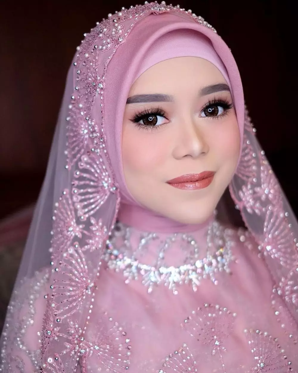 penampilan Lesty saat pengajian © 2021 brilio.net penampilan Lesty saat pengajian © 2021 brilio.net