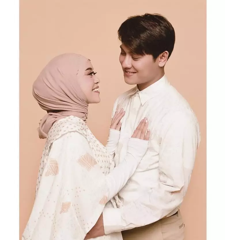 prewedding Lesty & Rizky Billar bertema Takdir Cinta © 2021 brilio.net prewedding Lesty & Rizky Billar bertema Takdir Cinta © 2021 brilio.net