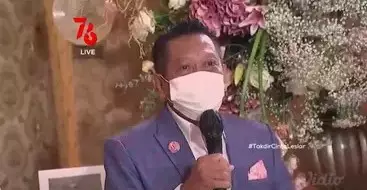 Kisah Tukul Arwana tinggalkan pekerjaan demi jadi saksi nikah Lesty-Billar © berbagai sumber Kisah Tukul Arwana tinggalkan pekerjaan demi jadi saksi nikah Lesty-Billar © berbagai sumber