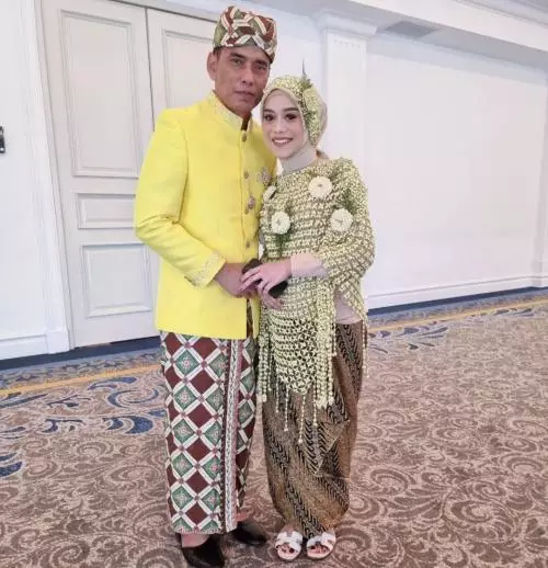 Gaya Lesty Kejora dari lamaran sampai akad dari berbagai sumber