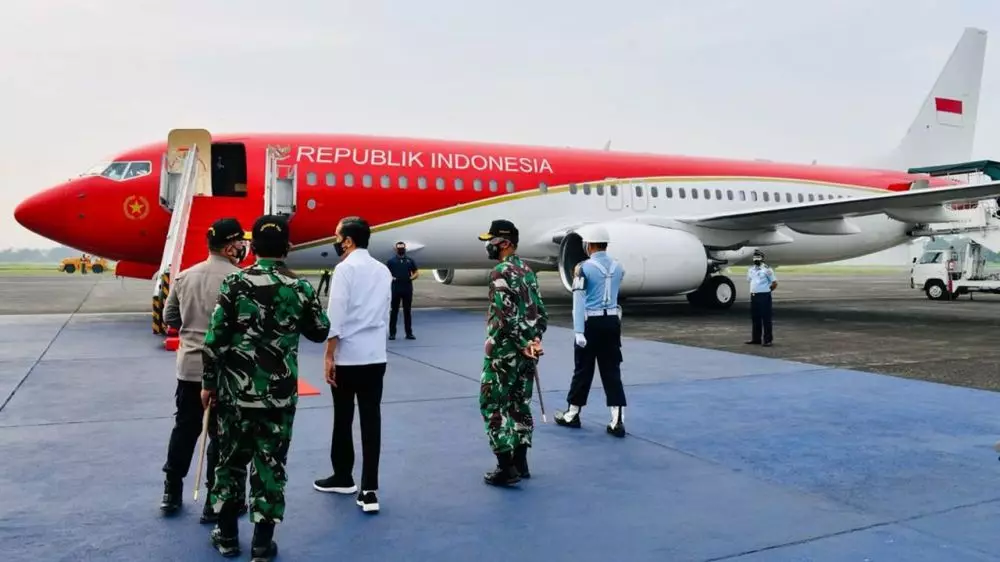 perdana jokowi gunakan pesawat kepresidenan © 2021 berbagai sumber perdana jokowi gunakan pesawat kepresidenan © 2021 berbagai sumber