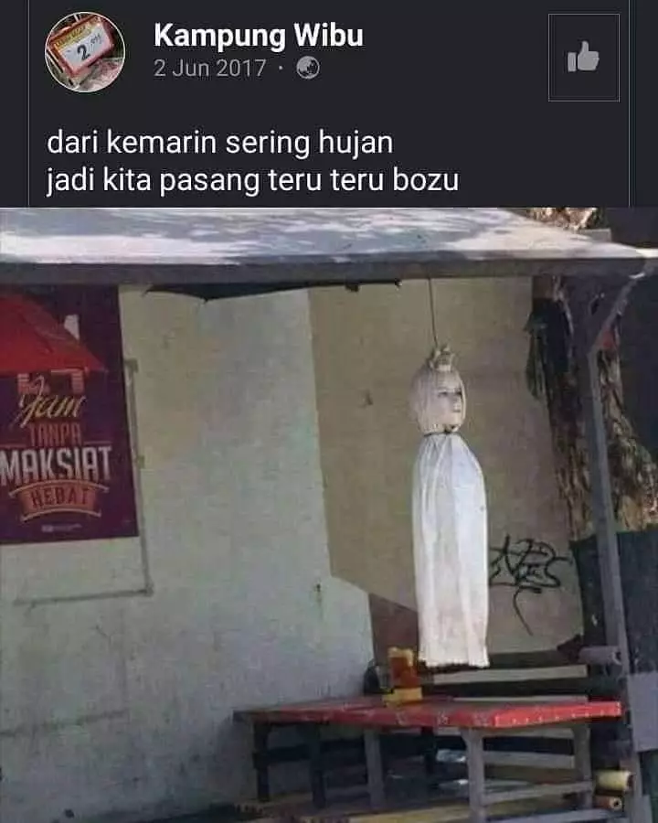 status Facebook momen ngagetin © 2021 instagram.com