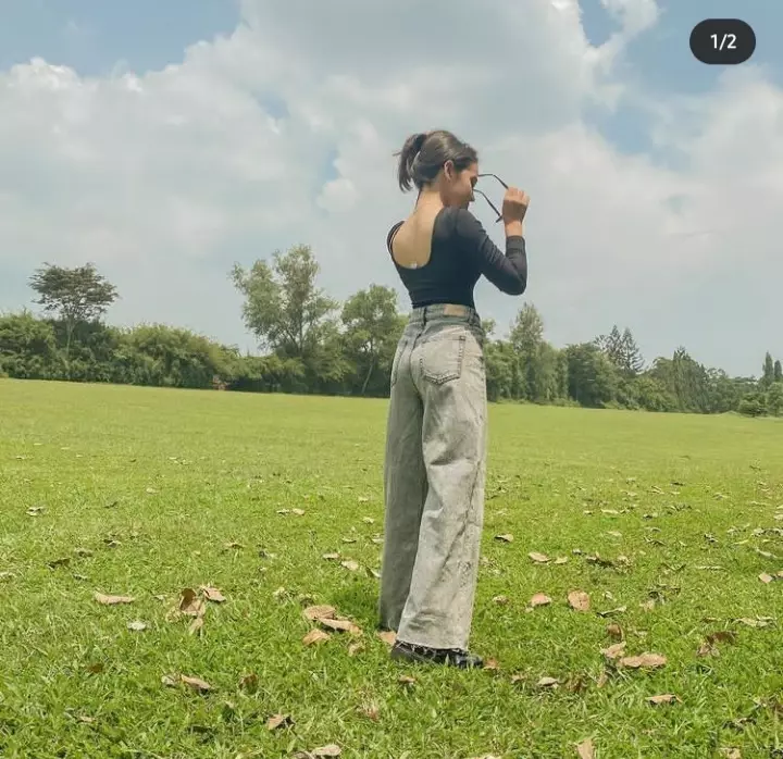 Gaya OOTD simple Sandrina Michelle Instagram/@sandrina_11 Gaya OOTD simple Sandrina Michelle Instagram/@sandrina_11