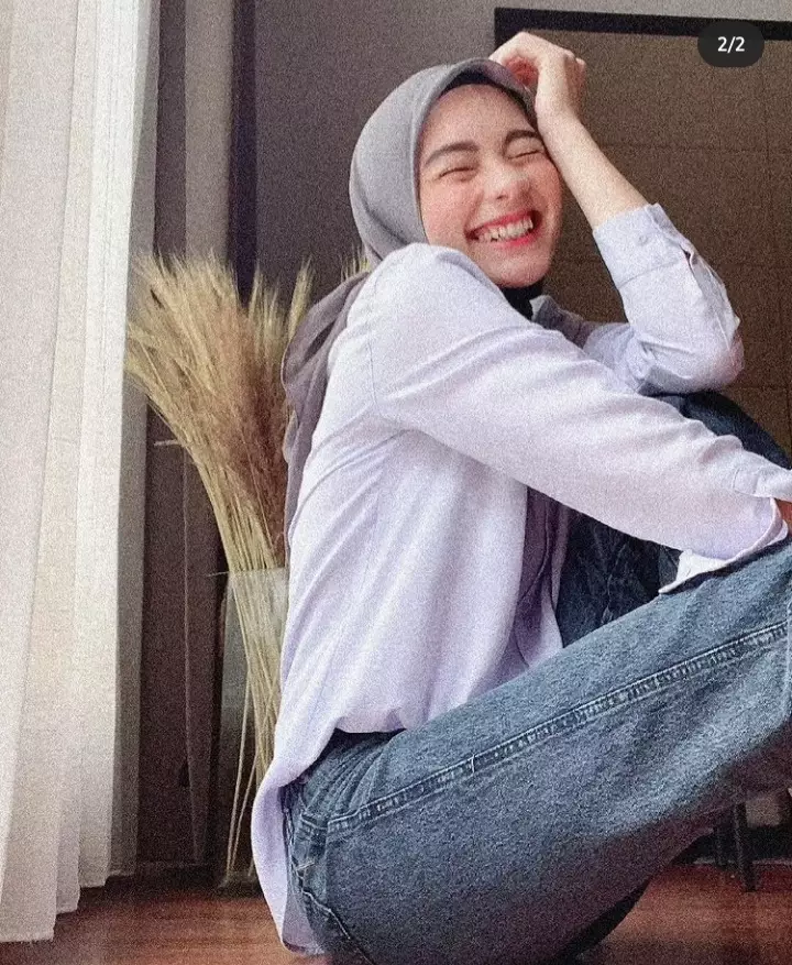 Potret terbaru mantan member JKT48 yang kini berhijab Berbagai sumber  Potret terbaru mantan member JKT48 yang kini berhijab Berbagai sumber