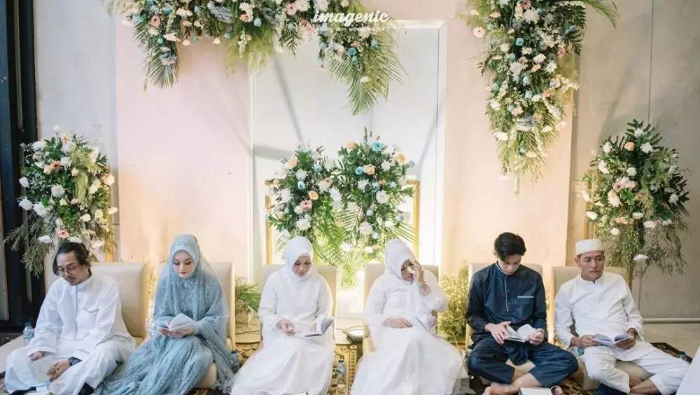 potret dekorasi pengajian pranikah seleb © berbagai sumber